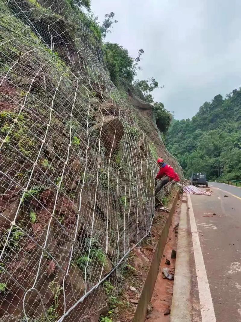 阜阳颍泉区边坡绿化防护